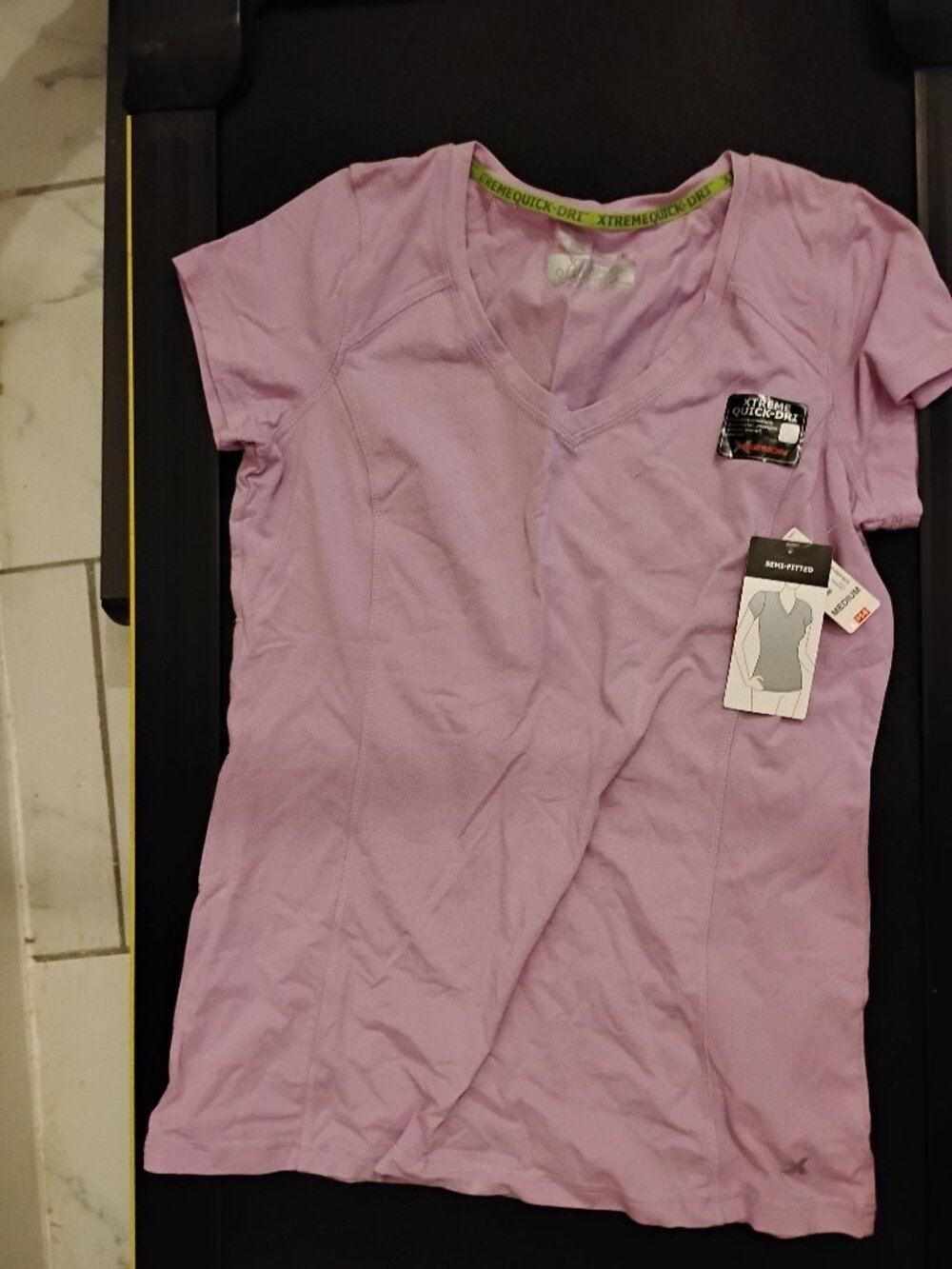 xersion V Neck shirt women